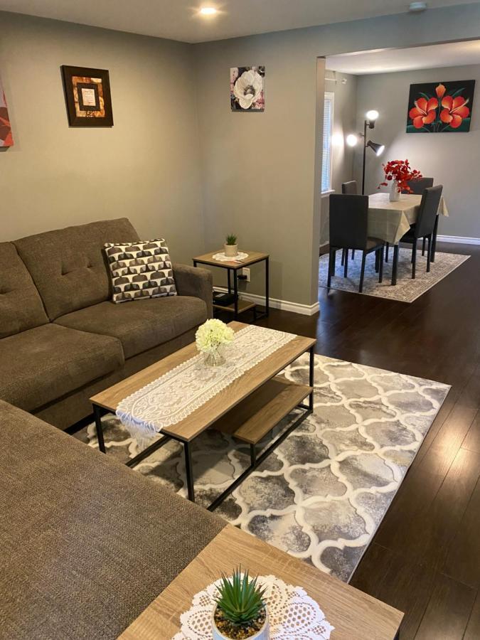 Windsor Airport Room Accommodation Екстер'єр фото